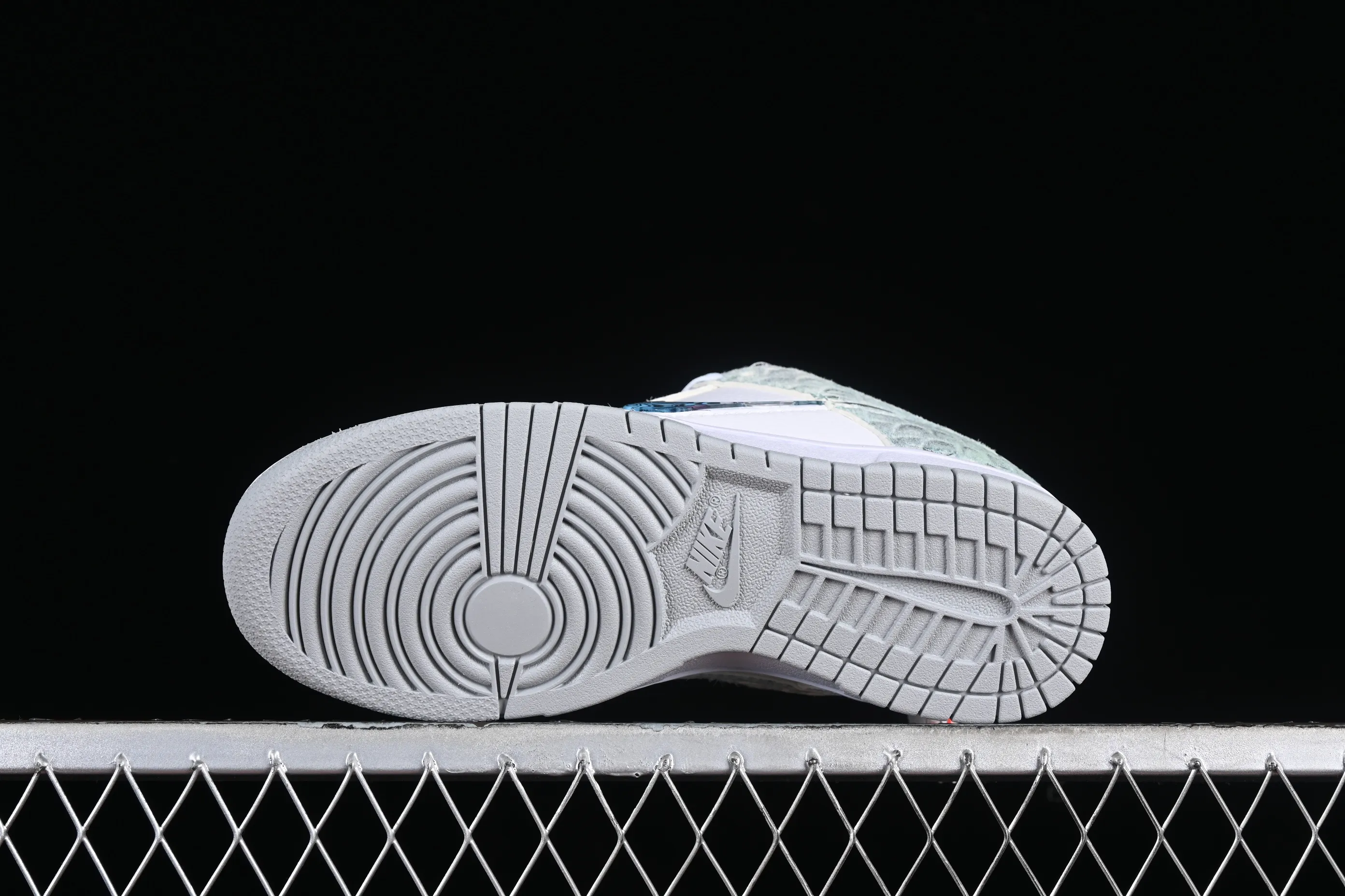 All Categories Nk SB Dunk Series Nk SB Dunk Low Low-top sneakers Nk Dunk Low CNY Year of the Dragon limited New Chinese style customization Steam Puppet-Third Prince Ao Bing SB low-top casual sneakers DV0831-101